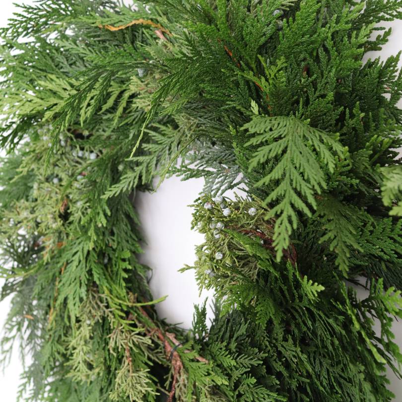 Fresh Cedar & Berried Juniper Holiday Wreath - Image 3